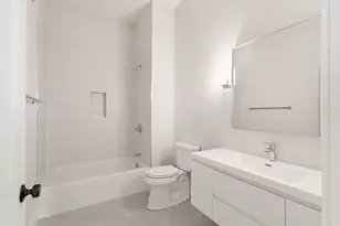 421 High St, Medford, MA 02155 - Photo 12