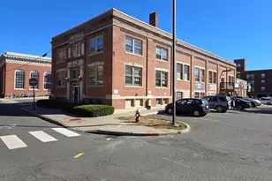 16 Armory St, Northampton, MA 01060 - Photo 1