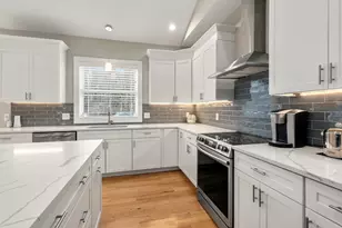 17 Sunny Crst Ln, Belchertown, MA 01007 - Photo 12