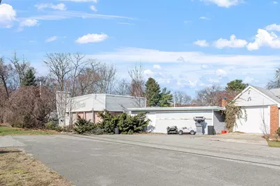 344 Broadway, Lynnfield, MA 01940 - Photo 2