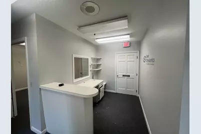 87 Main St #9, Rutland, MA 01543 - Photo 2