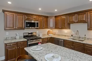 4 Sabrina Way, Agawam, MA 01001 - Photo 2