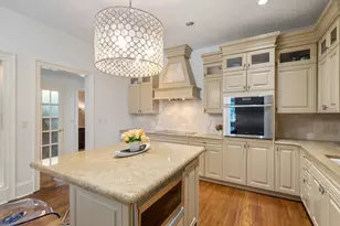 113 Commonwealth Ave, Boston, MA 02116 - Photo 6