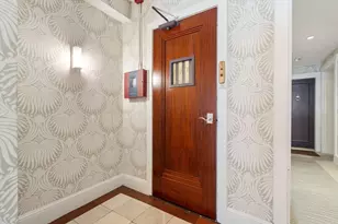 113 Commonwealth Ave, Boston, MA 02116 - Photo 26