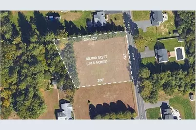 75 Lee St, East Longmeadow, MA 01028 - Photo 2