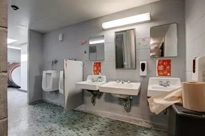 589 Boston St, Lynn, MA 01905 - Photo 16