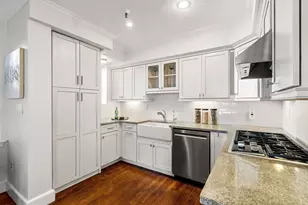 280 Beacon St, Boston, MA 02116 - Photo 10