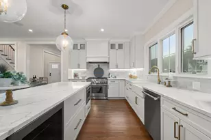 80 Horrigan Dr, Dedham, MA 02026 - Photo 8