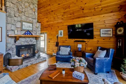 2136 Baptist Hill Rd, Palmer, MA 01069 - Photo 12