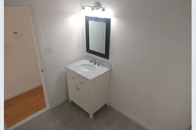 26 Russell St #A-B, Hadley, MA 01035 - Photo 16