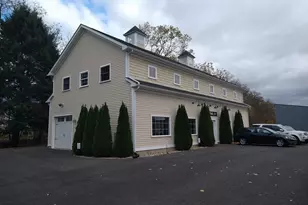 26 Russell St, Hadley, MA 01035 - Photo 2