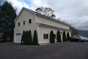 26 Russell St, Hadley, MA 01035 - Photo 2