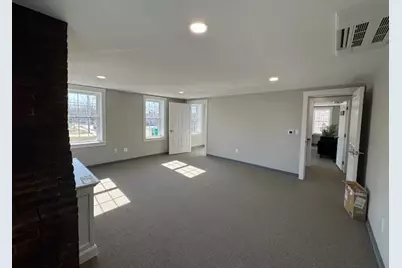 3 Lancaster Ave #4, Lunenburg, MA 01462 - Photo 8