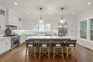 86 Horrigan Dr, Dedham, MA 02026 - Photo 4