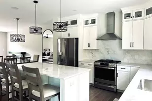 12 Elise Ave, Londonderry, NH 03053 - Photo 2