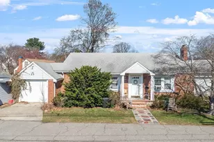 344 Broadway, Lynnfield, MA 01940 - Photo 2