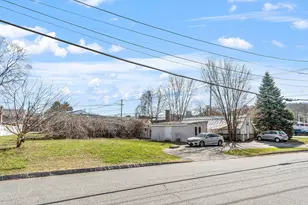 344 Broadway, Lynnfield, MA 01940 - Photo 14