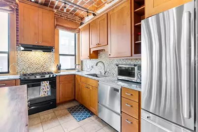 121-123 Beach St #801, Boston, MA 02111 - Photo 6