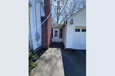 514 Dewey St, West Springfield, MA 01089 - Photo 4