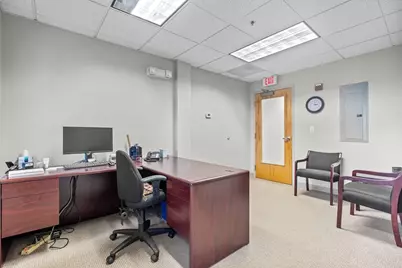 365 Boston Post Road #212, Sudbury, MA 01776 - Photo 4