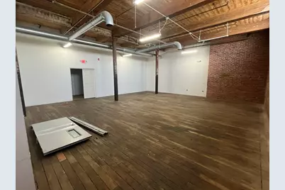 7 Oregon St, Fall River, MA 02720 - Photo 4