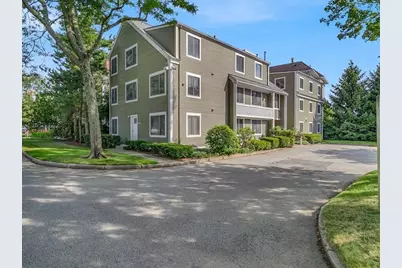205B Willow St, Hamilton, MA 01982 - Photo 4