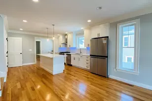 211 West St, Needham, MA 02494 - Photo 2