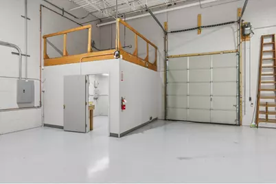 65 Parker St #9, Newburyport, MA 01950 - Photo 6