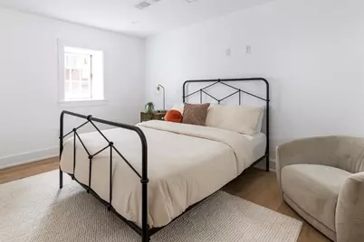 178 Ivy Street, Brookline, MA 02446 - Photo 16