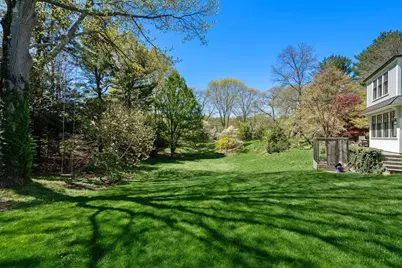 21 Sargent Crossway, Brookline, MA 02445 - Photo 6