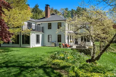 21 Sargent Crossway, Brookline, MA 02445 - Photo 4