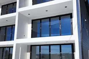 47 Laurel St, Worcester, MA 01605 - Photo 2