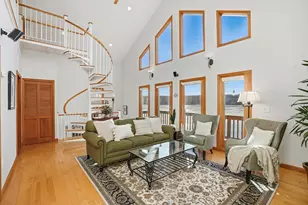 28 Downey St, Hopkinton, MA 01748 - Photo 6