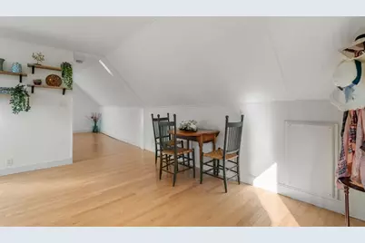 32 Richardson St, Somerville, MA 02145 - Photo 10