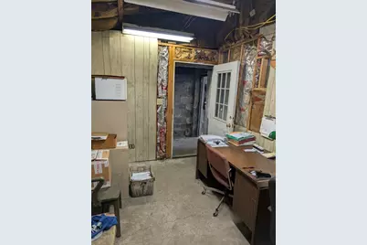 142 W Boylston Dr, Worcester, MA 01606 - Photo 10