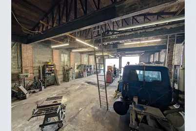 142 W Boylston Dr, Worcester, MA 01606 - Photo 8