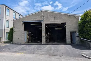 142 W Boylston Dr, Worcester, MA 01606 - Photo 2