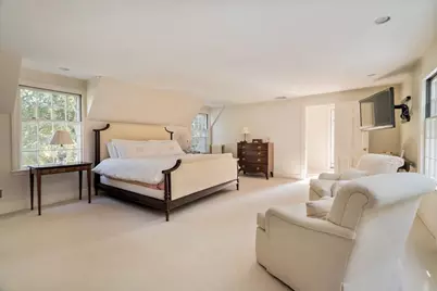 200 Cliff Rd, Wellesley, MA 02481 - Photo 24