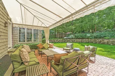 200 Cliff Rd, Wellesley, MA 02481 - Photo 38