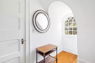 31 Lenox St, Worcester, MA 01602 - Photo 30