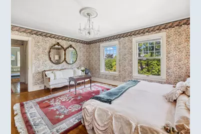 31 Lenox St, Worcester, MA 01602 - Photo 22