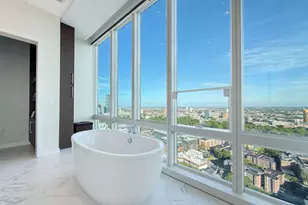 188 Brookline Ave, Boston, MA 02215 - Photo 1