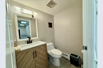 112 Haverhill St #B, North Reading, MA 01864 - Photo 4