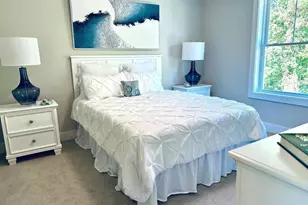 3 Elise Ave, Londonderry, NH 03053 - Photo 18