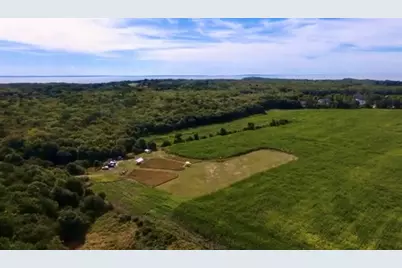 482 Smith Neck Rd, Dartmouth, MA 02748 - Photo 1