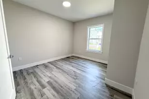 10 Cawfield St, Boston, MA 02125 - Photo 6