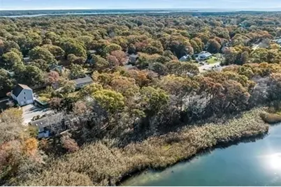 11 Madeline Rd, Falmouth, MA 02536 - Photo 10