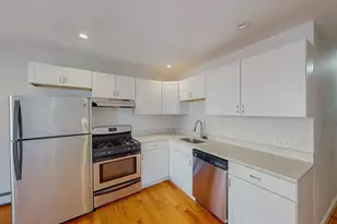 67 Marion St, Boston, MA 02128 - Photo 4