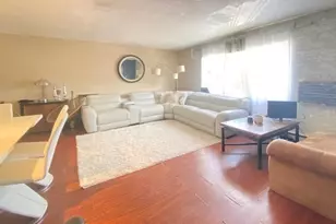 7 Weld St, Framingham, MA 01702 - Photo 1