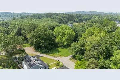 53 Vinal St, Dracut, MA 01826 - Photo 6